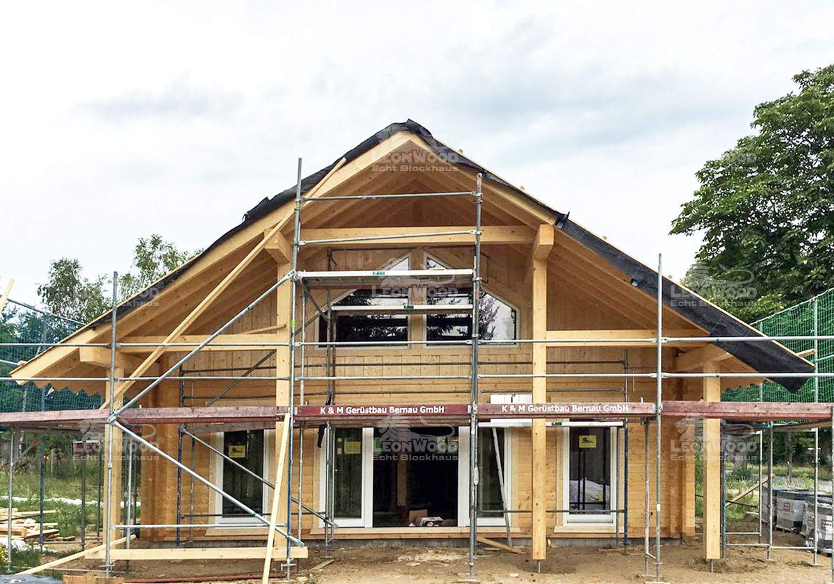 LéonWood®-Blockhaus „Espoo" im nördlichen Brandenburg - Juni 2016 | LéonWood