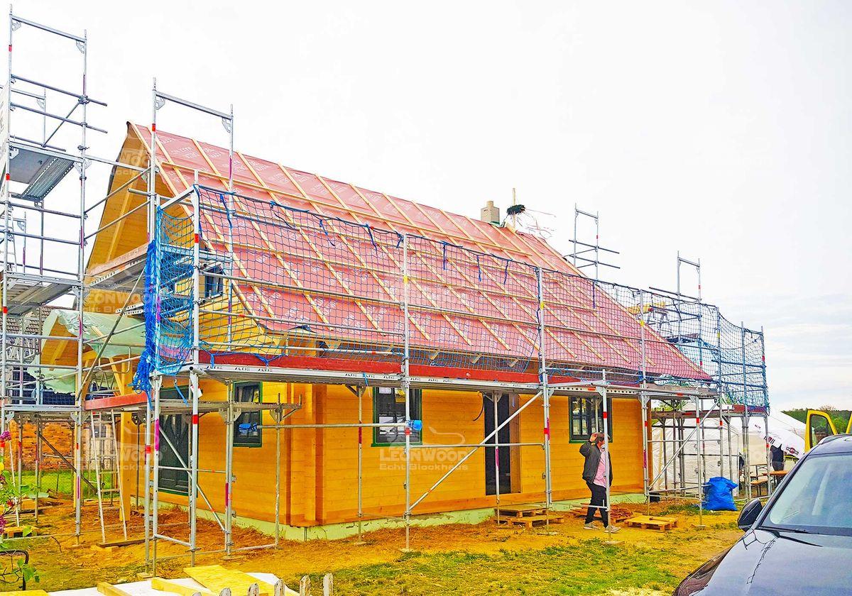 Traditionell Blockhaus „Classic 110“ in der Niederlausitz