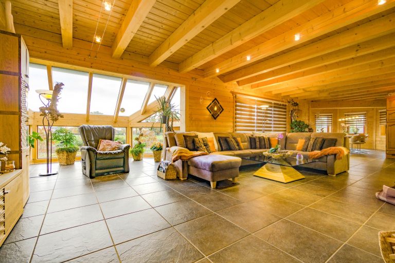 LeonWood-Blockhaus Alpblick_03_Wintergarten_bb_neu