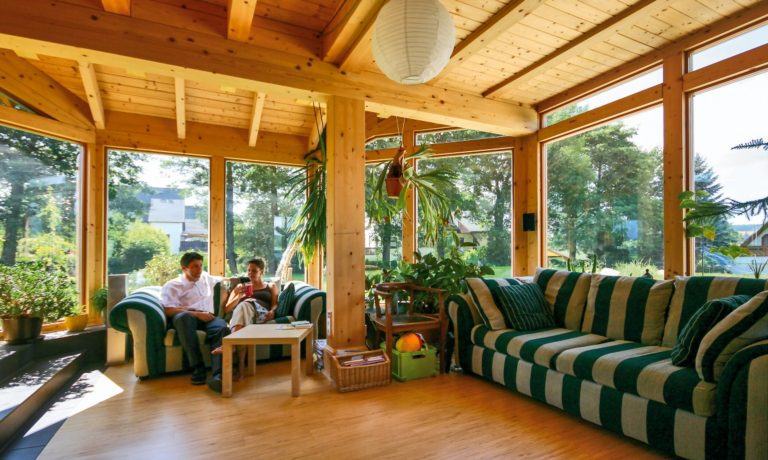 LéonWood-Blockhaus_Alicante_05_Wohnzimmer