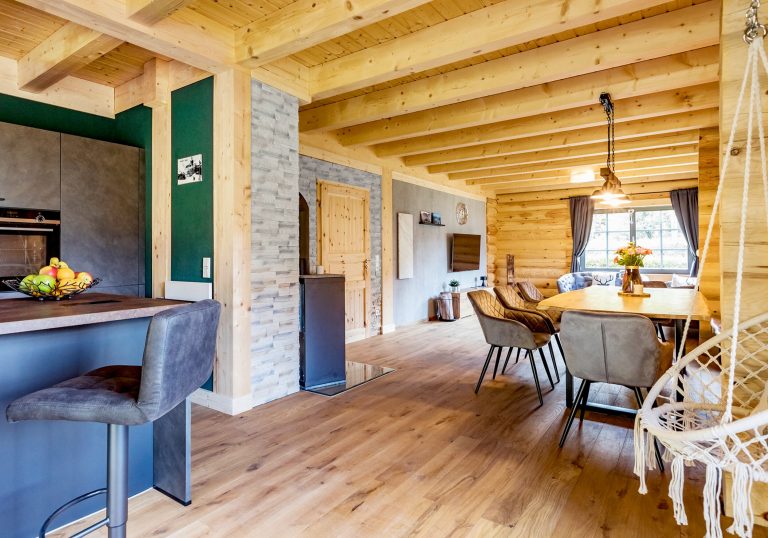 LéonWood-Blockhaus_Scout_2305H_06_Familien-Treffpunkt_RGB