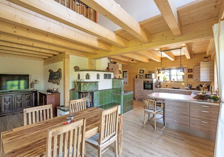 LeonWood-Blockhaus_Spreeblick_1710G_04_offenes_Raumkonzept_rgb