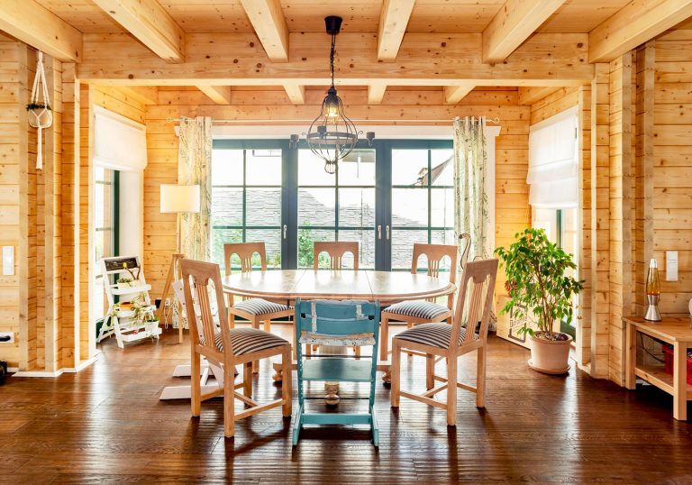 LeonWood-Blockhaus_Tuscaloosa-II_2203M_10_Esstisch_RGB