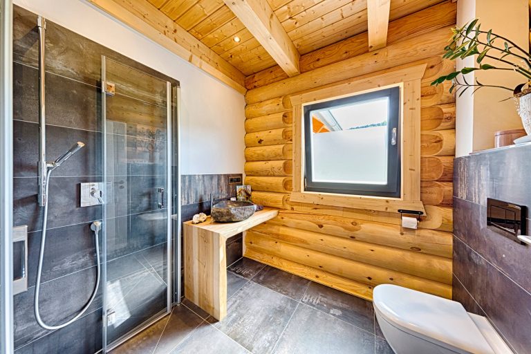 LeonWood_Blockhaus_Kodiak-Country_1808P_10_Materialmix_Bad_rgb