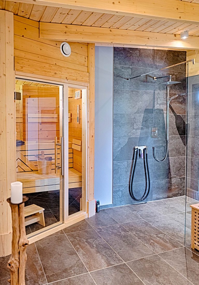 LeonWood_Blockhaus_Westwind_2005K_09_Sauna_rgb