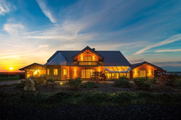 LeonWood-Blockhaus Alpblick_01_Aussenansicht