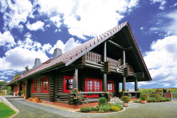 LéonWood-Blockhaus_Mustikka_01_rgb