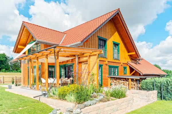 LeonWood-Blockhaus_Tuscaloosa-II_2203M_01_Hauptansicht_RGB