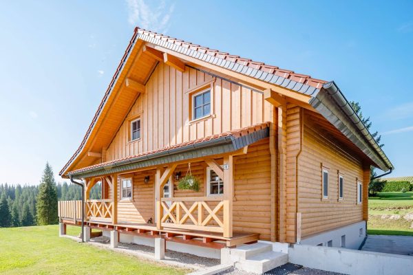 LéonWood-Blockhaus_Vienna_Woods_2309R_02_Hauseingang_RGB