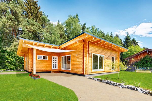 LeonWood_Blockhaus_Flatwood Green 90_1803S_01_Hauptansicht_rgb