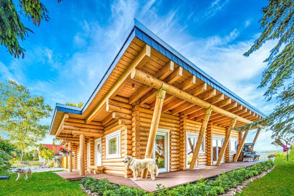 LeonWood_Blockhaus_Mikado bel etage_2006GD_01_Außenaufnahme_rgb_KORR