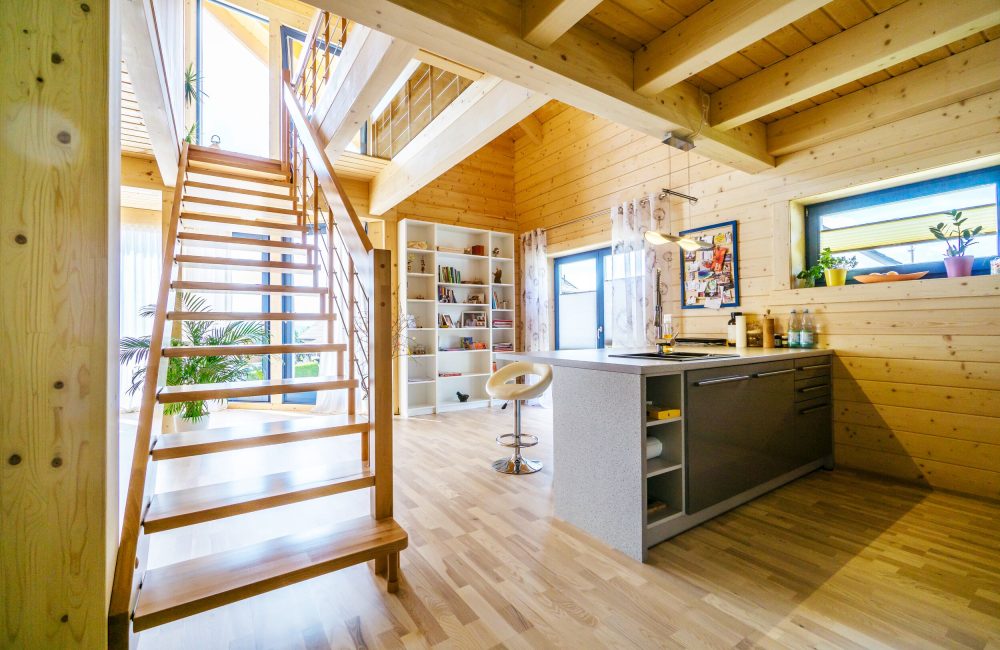 Leonwood_Blockhaus_Adria_17089L_07_Treppe_rgb