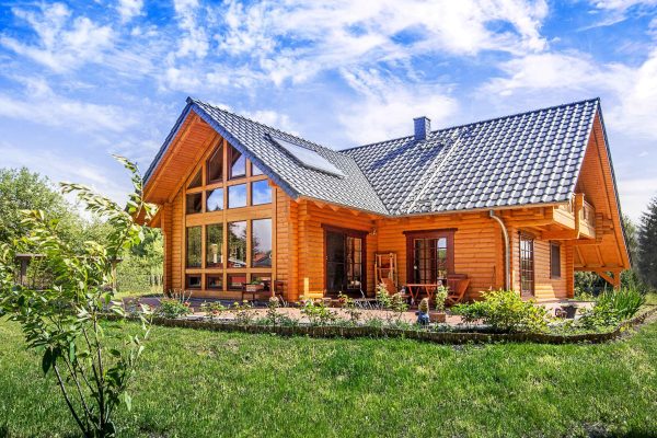 Leonwood_Blockhaus_Ontario_1406L_02_Aussenansicht_rgb